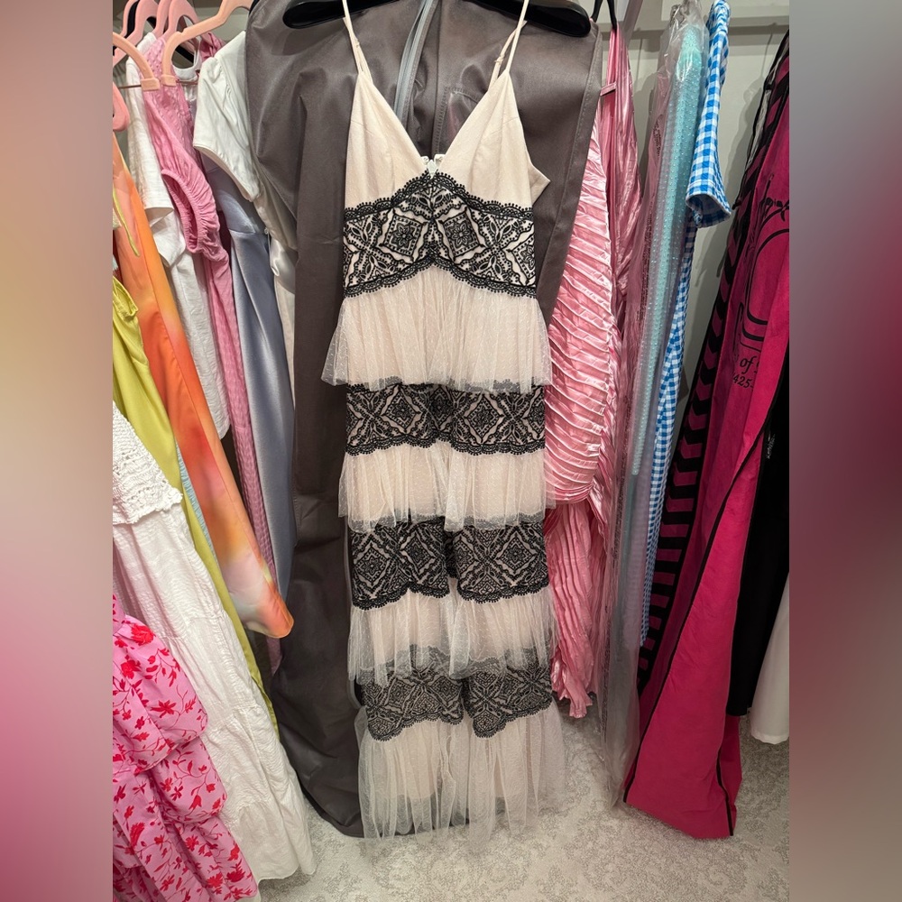 BCBGMaxAzria Black and Cream Lace Maxi Dress